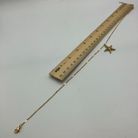 18K Gold Plated Women's Starfish Necklace with Cubic Zirconia Center Waterproof - Picture 11 of 12